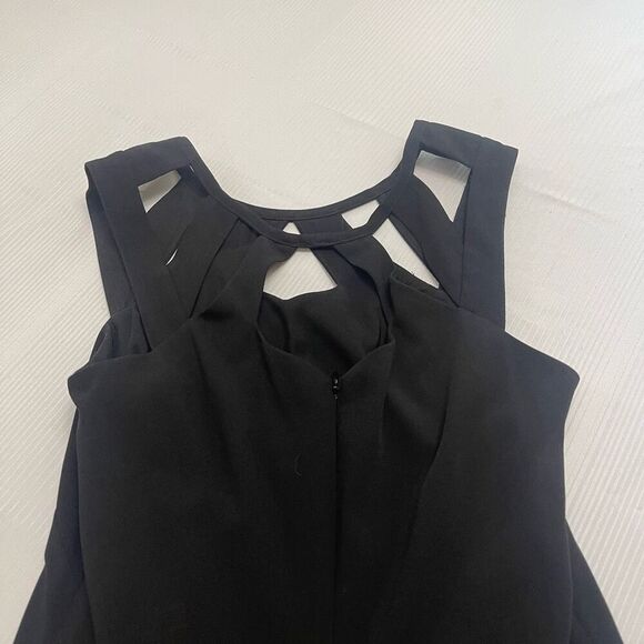 Vera Wang Black Cut Out Cocktail Dress Size 2 - Picture 7 of 7